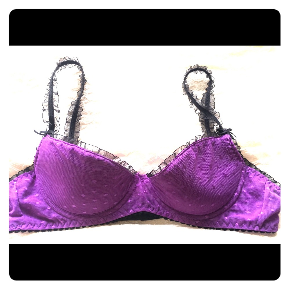 Victoria Secrets 36c Purple Polkadot Lingerie Bra